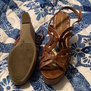 Madden Girl 4.5 inch wedge: brown